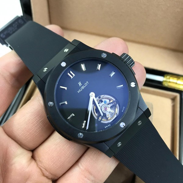 Hublot (EL10379)