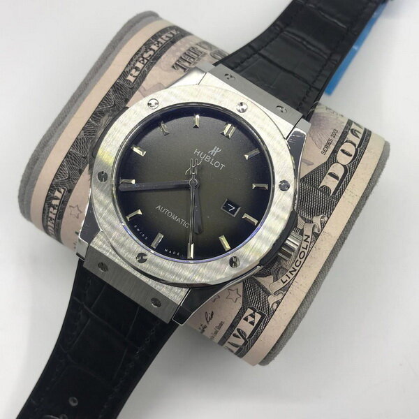Hublot (EL10271)