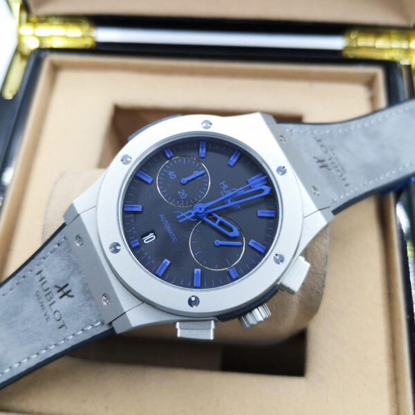 Hublot (EL10344)