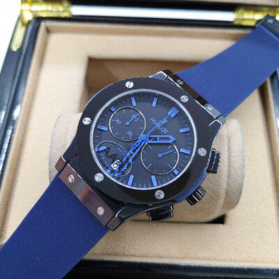 Hublot (EL10337)