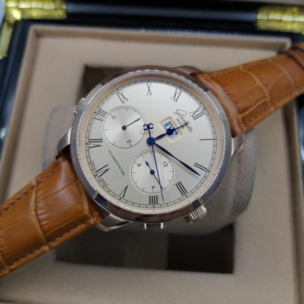 Glashutte (EL10232)