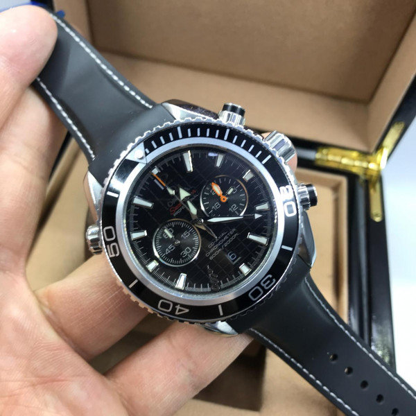 Omega (EL10532)
