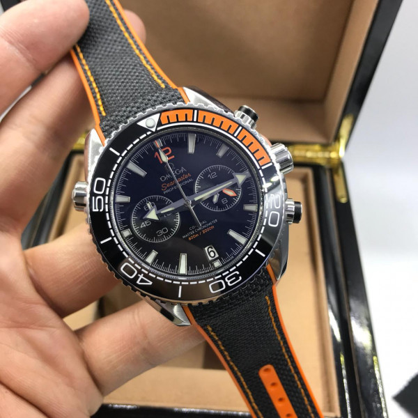 Omega (EL10529)