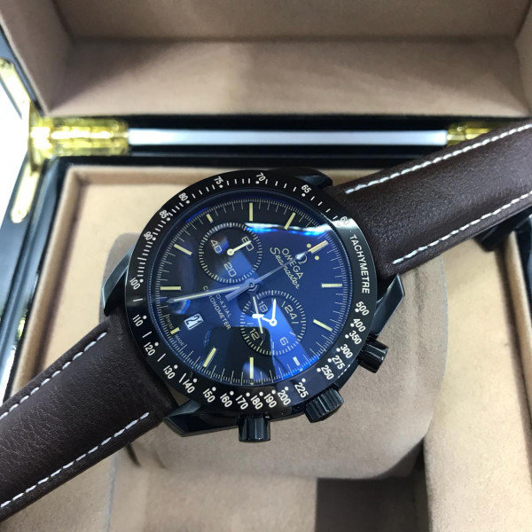 Omega (EL10527)