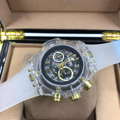 Hublot (EL10399)