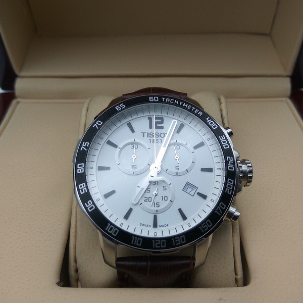 Tissot (EL8305)