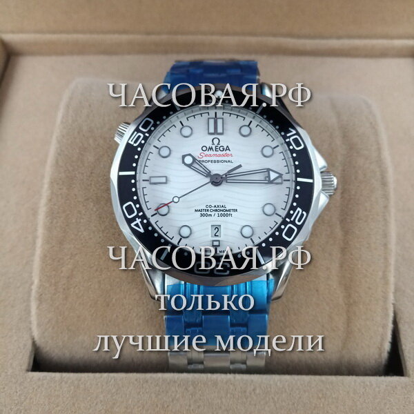 Omega (EL11882)