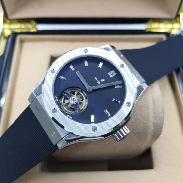 Hublot (EL10384)
